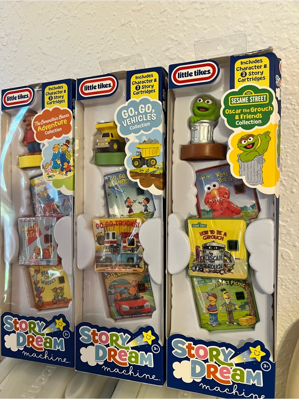 Story Dream Machine - Sesame Street Oscar the Grouch & Friends (Green)